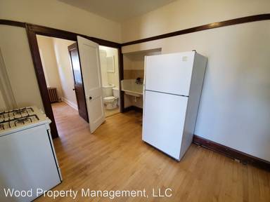 Main picture of 1647 S 68th St