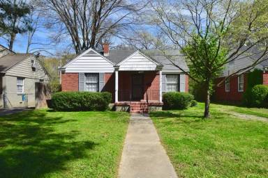 Main picture of 3800 Marion Ave