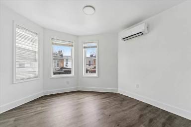 Main picture of 3337 Argyle St