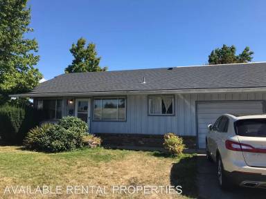 Main picture of 2525 3rd St