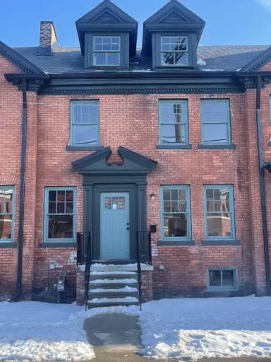 Main picture of 4019 Porter St