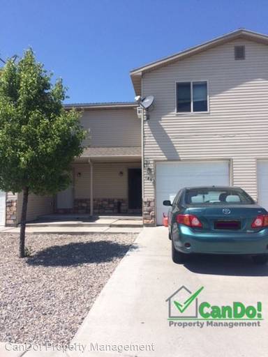 Main picture of 145 Opal Ct