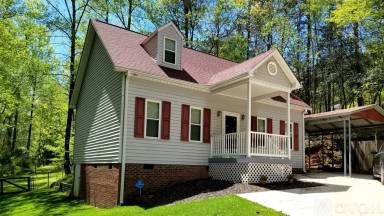 Main picture of 1002 Still Hollow Ln