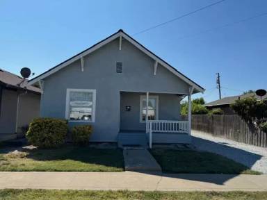 Main picture of 1531 3rd St