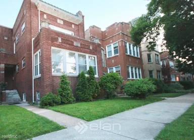 Main picture of 2117 W Lunt Ave