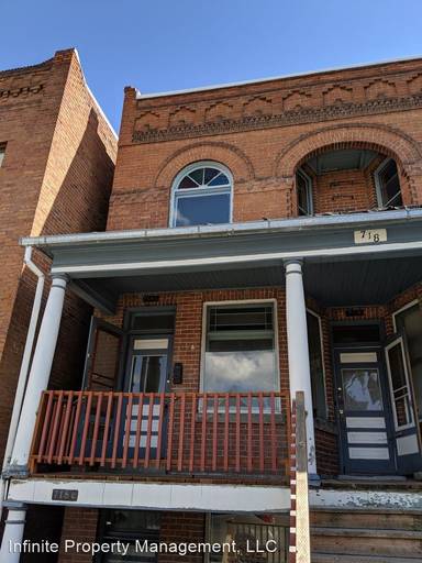 Main picture of 718 W Park St