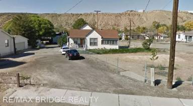 Main picture of 602 S Main St
