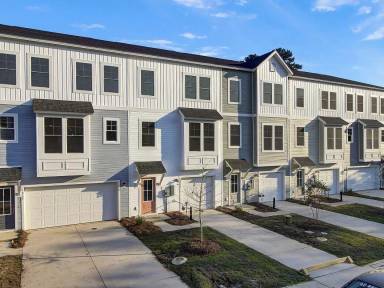 Main picture of 1046 Old Cypress Run