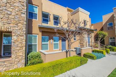 Main picture of 60 Meridian Dr