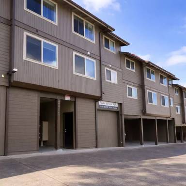 Main picture of 3809 S Water Ave