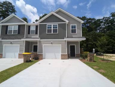 Main picture of 470 Governor Treutlen Cir