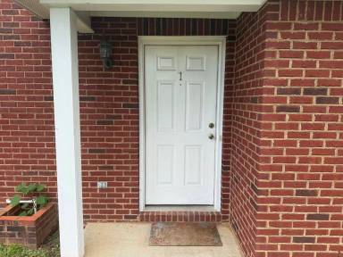 Main picture of 2500 Barnesdale Way