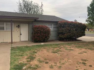 Main picture of 7404 Avenue W
