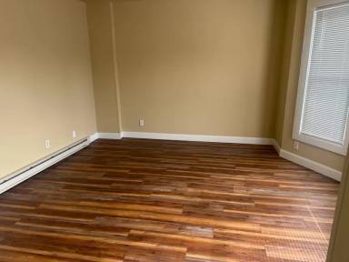 Main picture of 148 Castle St