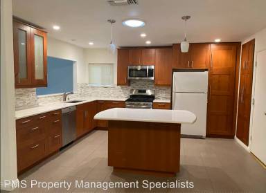 Main picture of 2023 Rosebay St