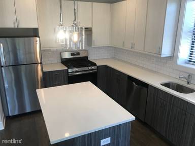 Main picture of 2618-26 N Rockwell St