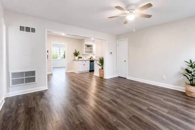 Main picture of 1207 N Oliver Ave