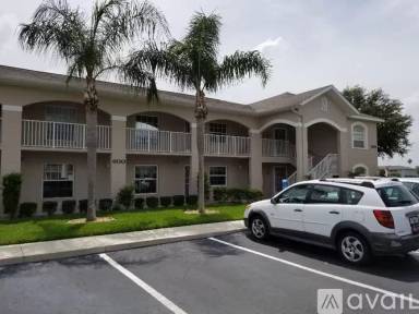 Main picture of Crystal Bay At Kingsway Condo