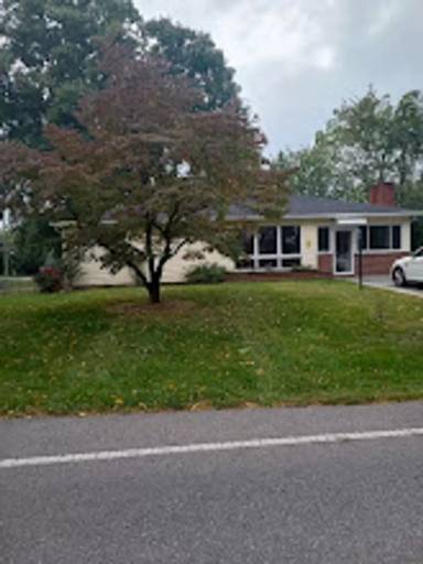 Main picture of 18019 Oak Ridge Dr
