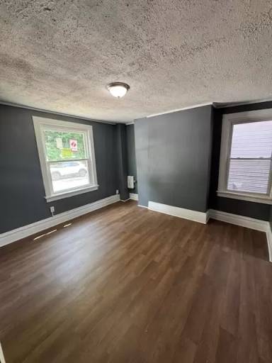 Main picture of 535 W 8th Ave