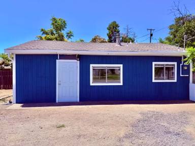 Main picture of 25143 Molinos Ave