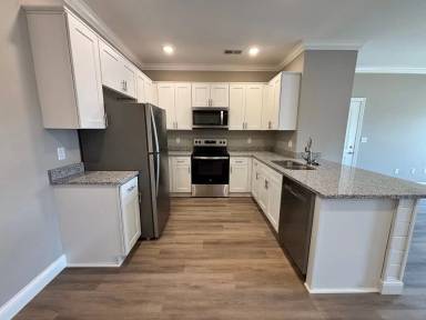 Main picture of 320 Hillview Mills Blvd
