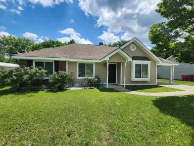 Main picture of 202 Ridgebend Dr