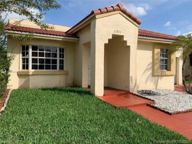 Main picture of 11311 SW 160th Ct