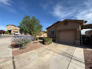 Main picture of 10649 Microlith Rd SW