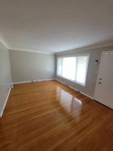 Main picture of 115 E 120th St