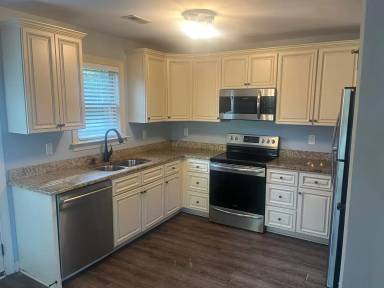 Main picture of 119 N Cross St