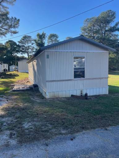Main picture of 115 Fowler Cir