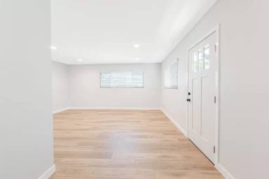 Main picture of 1311 Huntington St