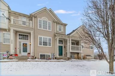 Main picture of 520 Lincoln Station Dr