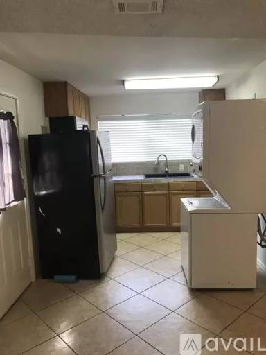 Main picture of 7160 Grable St