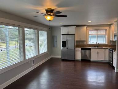 Main picture of 905 Pacific Surf Ave SW