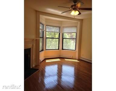 Main picture of 12 Stearns Rd