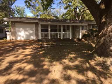 Main picture of 2385 Brook Dr