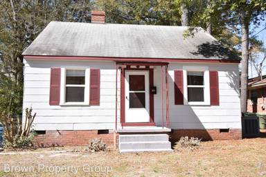 Main picture of 200 Sedberry St