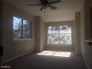 Main picture of 3494 Country Club Blvd