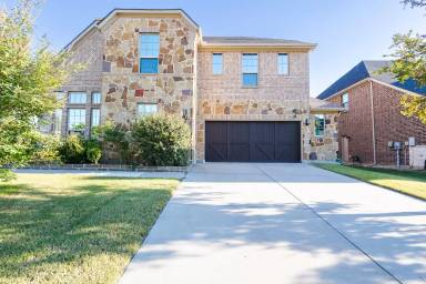 Main picture of 1650 Chisholm Trl