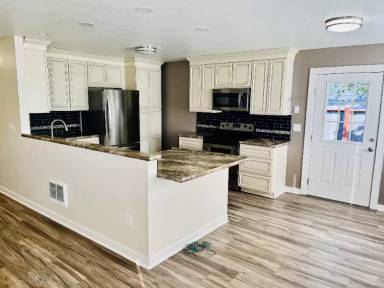 Main picture of 614 N 14th St