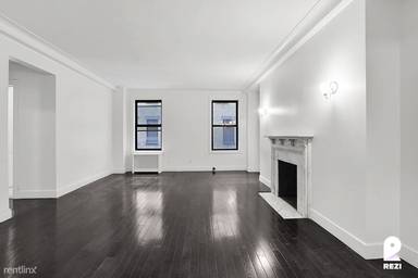 Main picture of 15 W 55th St
