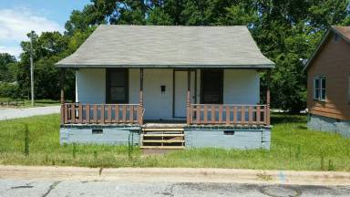 Main picture of 325 Taylor St