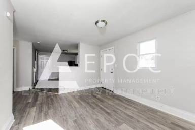 Main picture of 215 Morgan Pl