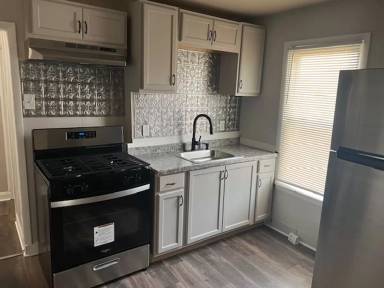Main picture of 2533 Penbrook Ave