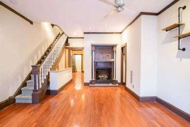 Main picture of 1829 S 18th St