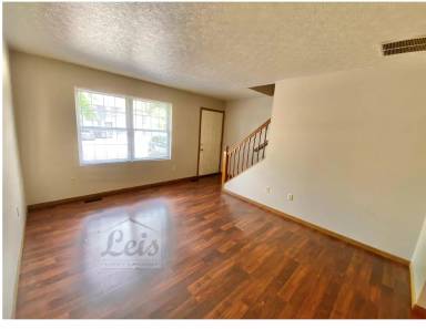 Main picture of 402 N Owens Dr