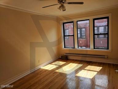 Main picture of 3933 N Janssen Ave