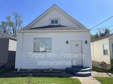 Main picture of 132 Cunningham Ave